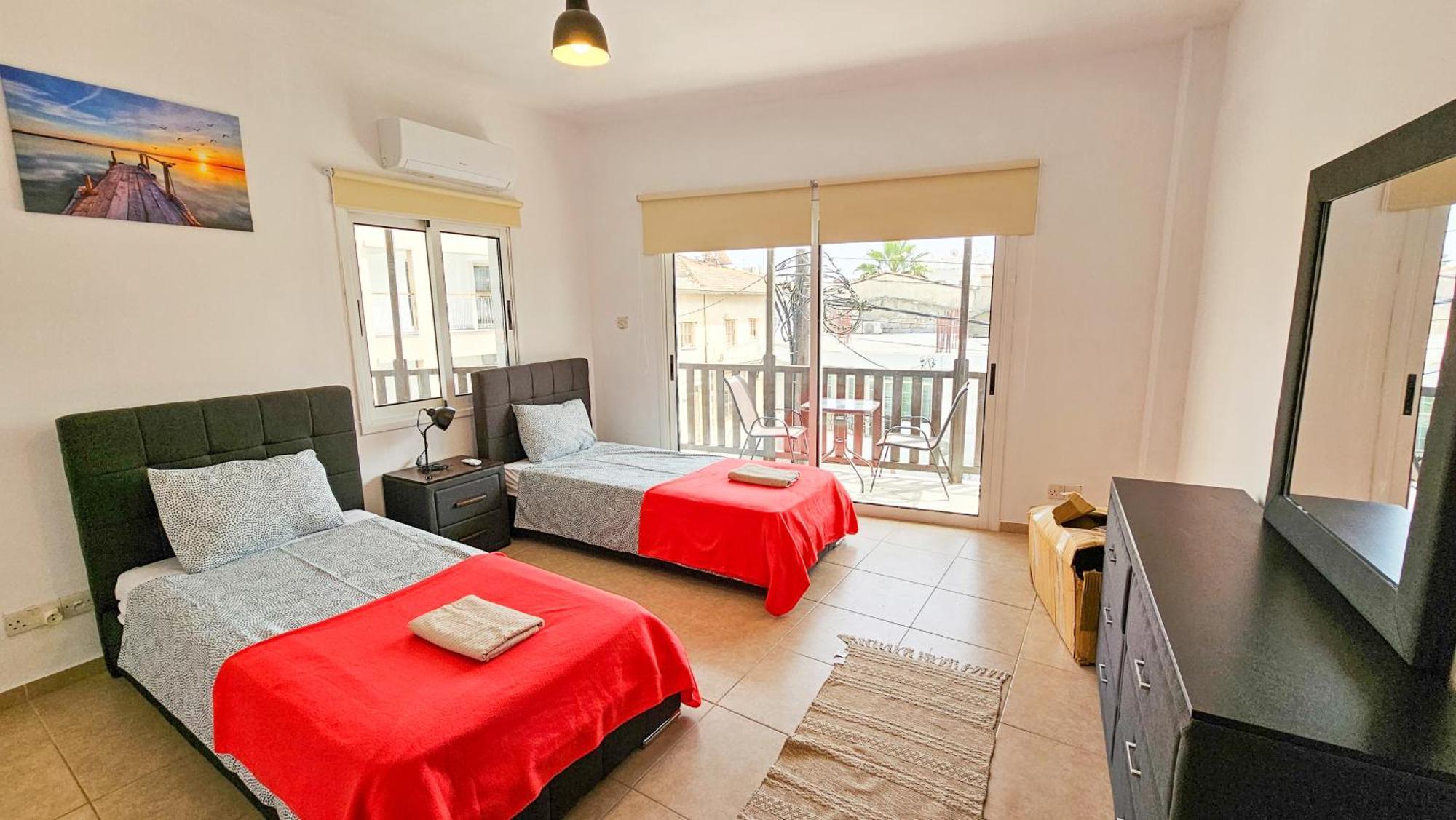 Sky Line City Apartment, 150M From Chabad Lubavitch Larnaca Exteriér fotografie